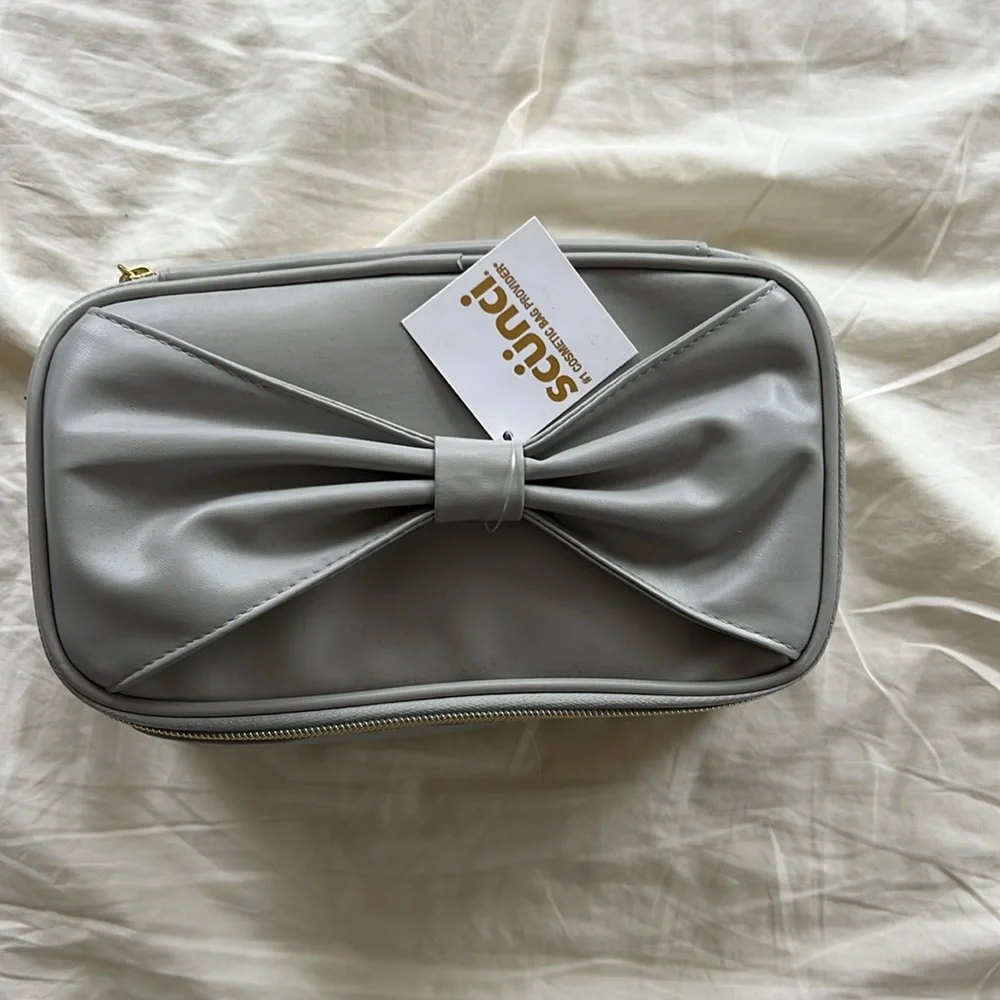 NEW Make up bag